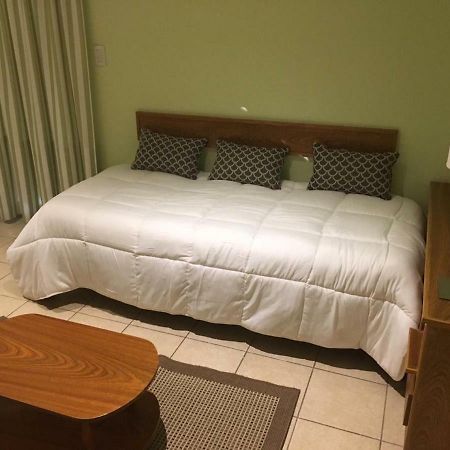 Hotel Pico 皮科将军镇 外观 照片