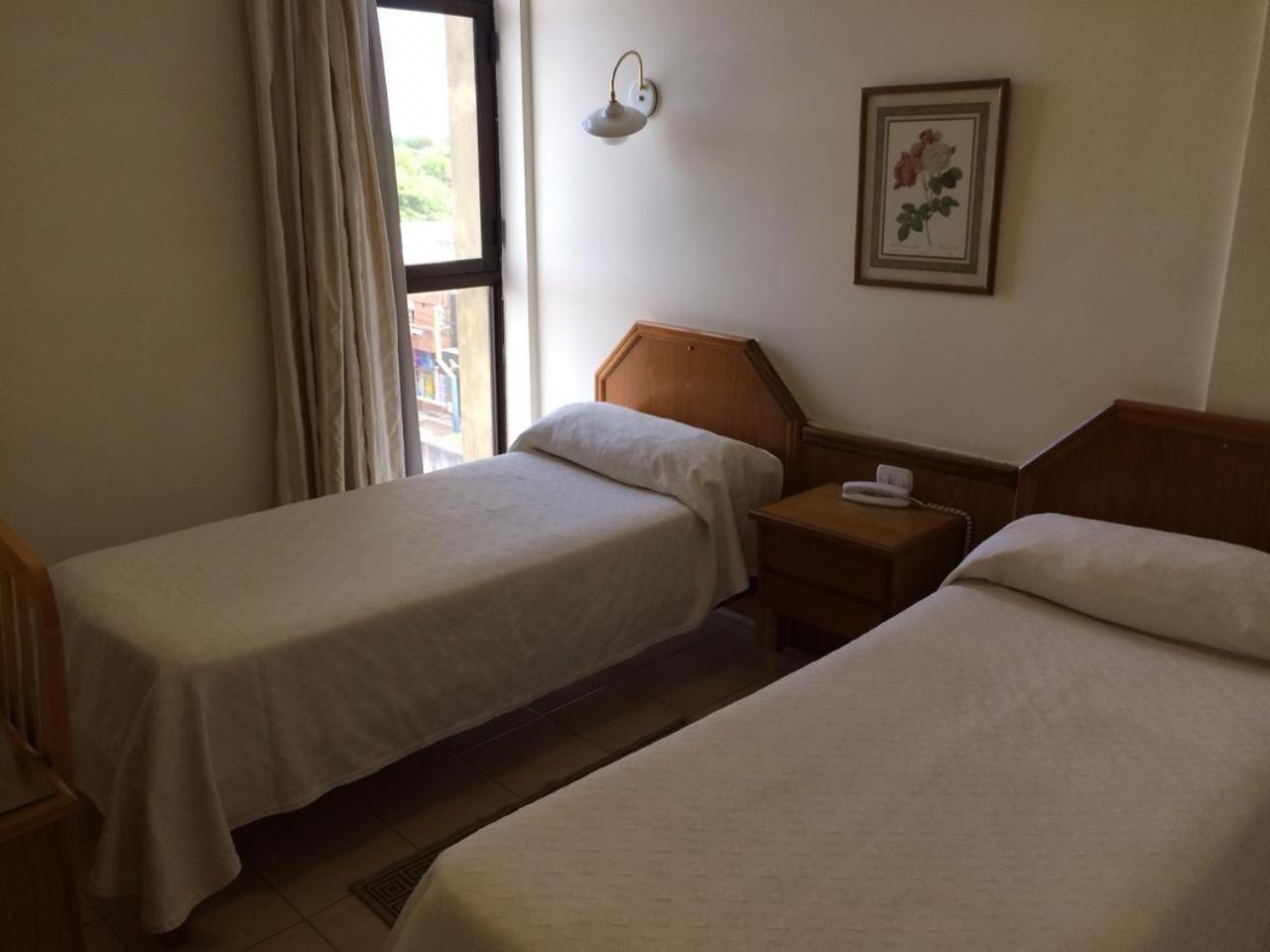 Hotel Pico 皮科将军镇 外观 照片