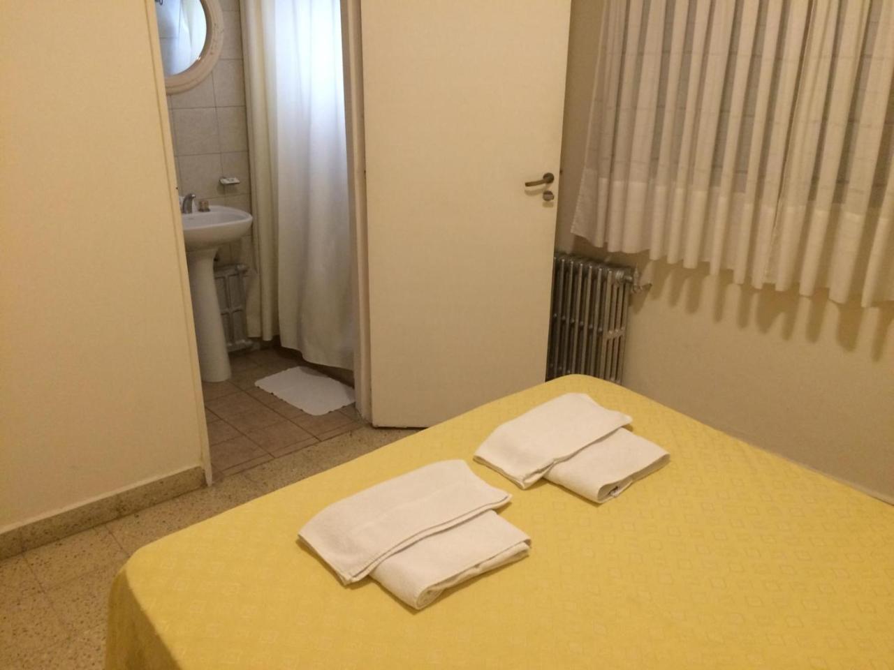 Hotel Pico 皮科将军镇 外观 照片