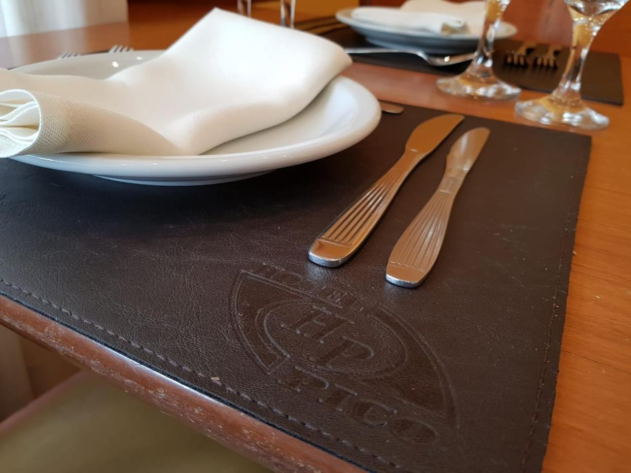 Hotel Pico 皮科将军镇 外观 照片