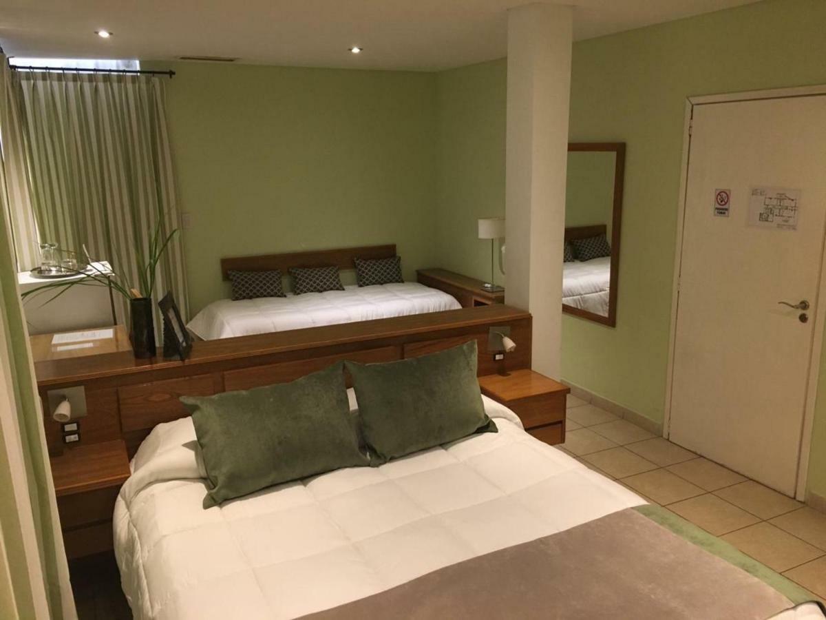 Hotel Pico 皮科将军镇 外观 照片
